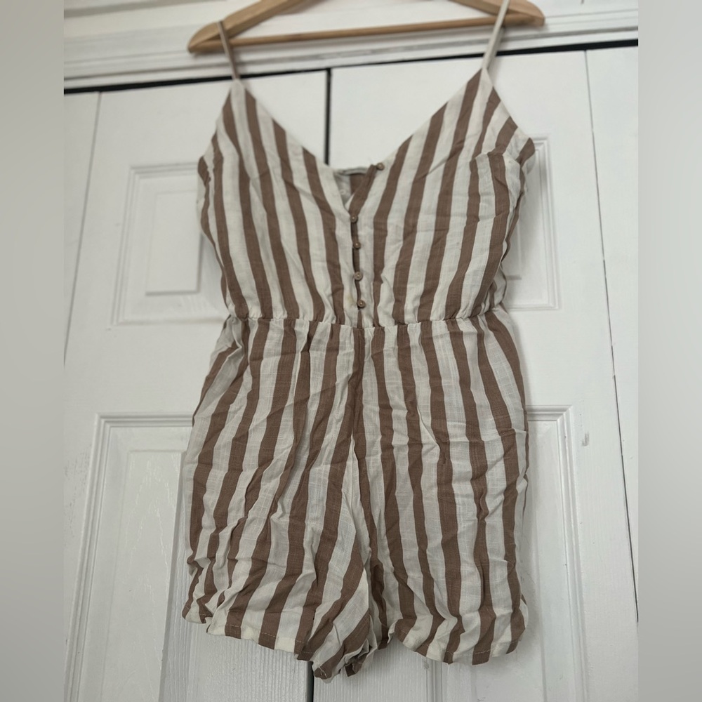 Bershka linen jumpsuit | Striped romper, short linen jumpsuit